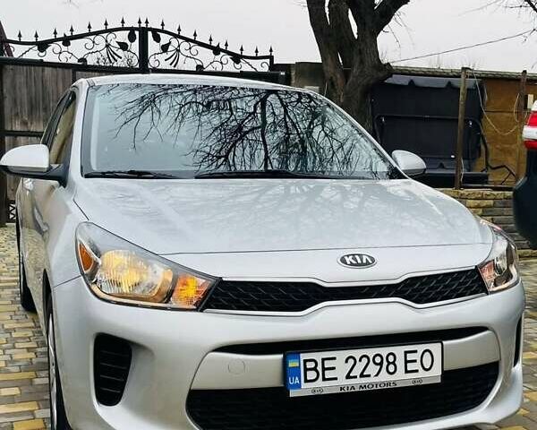 Сірий Кіа Ріо, об'ємом двигуна 1.59 л та пробігом 60 тис. км за 12000 $, фото 1 на Automoto.ua