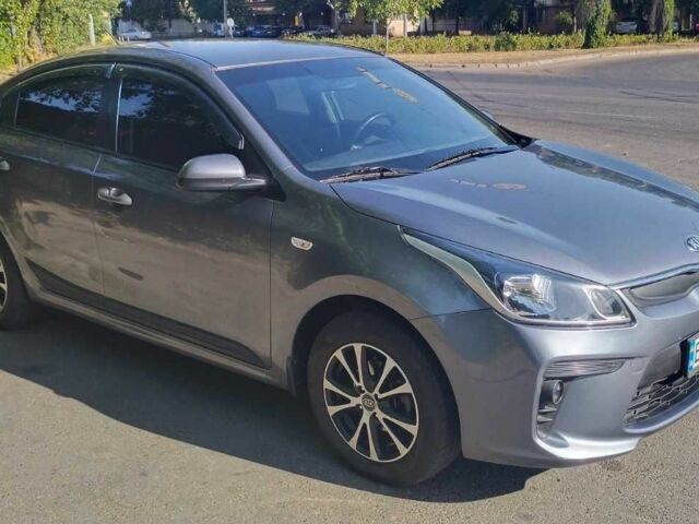 Серый Киа Рио, объемом двигателя 1.4 л и пробегом 85 тыс. км за 10000 $, фото 1 на Automoto.ua