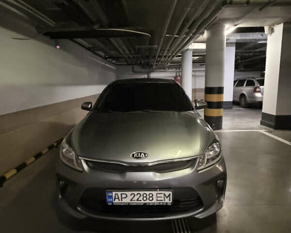 Серый Киа Рио, объемом двигателя 1.37 л и пробегом 111 тыс. км за 10800 $, фото 1 на Automoto.ua
