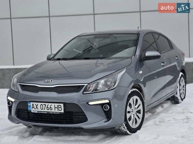 Серый Киа Рио, объемом двигателя 1.59 л и пробегом 91 тыс. км за 11900 $, фото 1 на Automoto.ua