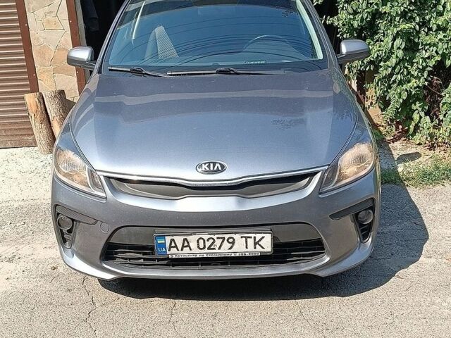 Серый Киа Рио, объемом двигателя 1.37 л и пробегом 136 тыс. км за 9800 $, фото 1 на Automoto.ua