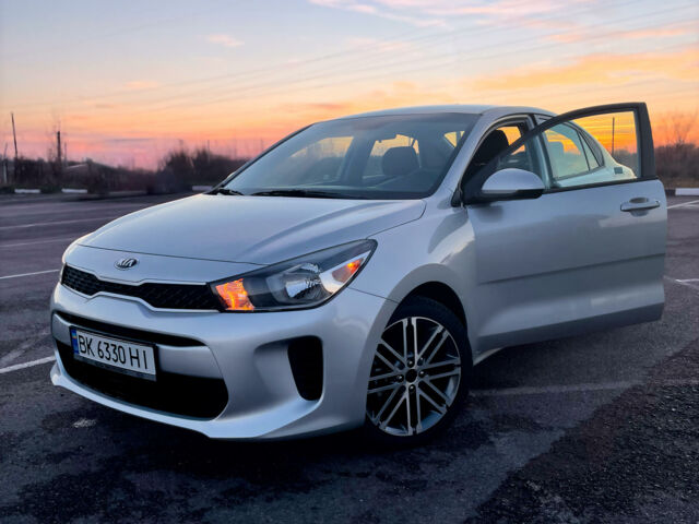 Серый Киа Рио, объемом двигателя 1.6 л и пробегом 25 тыс. км за 12300 $, фото 1 на Automoto.ua