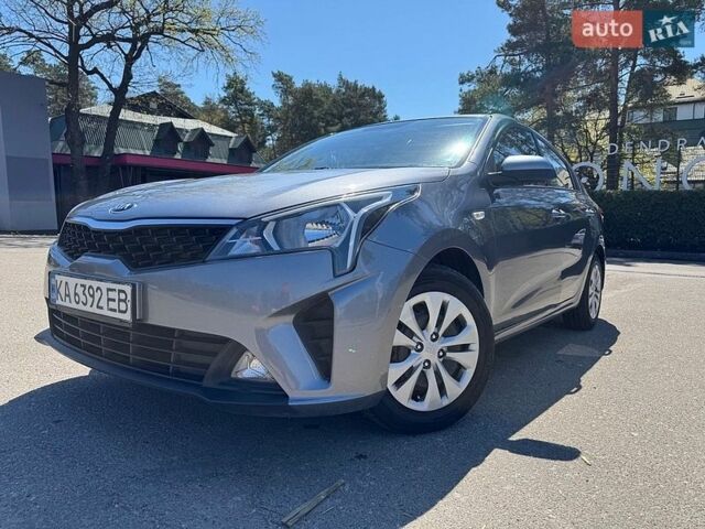 Серый Киа Рио, объемом двигателя 1.37 л и пробегом 81 тыс. км за 13500 $, фото 1 на Automoto.ua