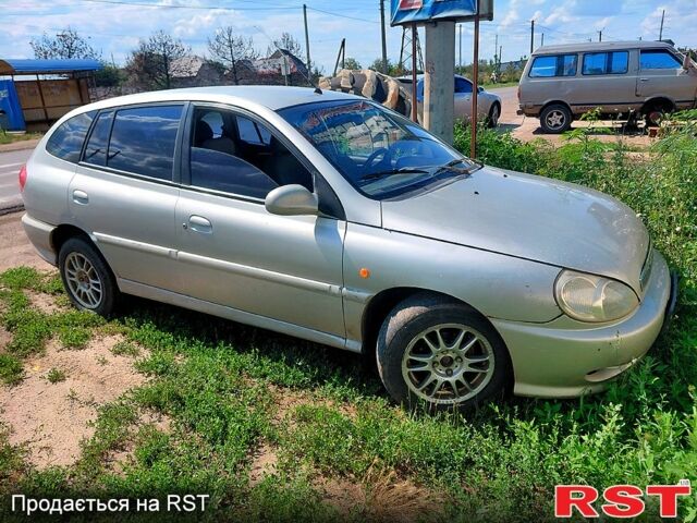 Серый Киа Рио, объемом двигателя 1.5 л и пробегом 100 тыс. км за 1550 $, фото 1 на Automoto.ua