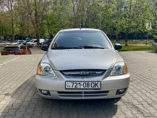 Серый Киа Рио, объемом двигателя 1.3 л и пробегом 188 тыс. км за 3099 $, фото 1 на Automoto.ua