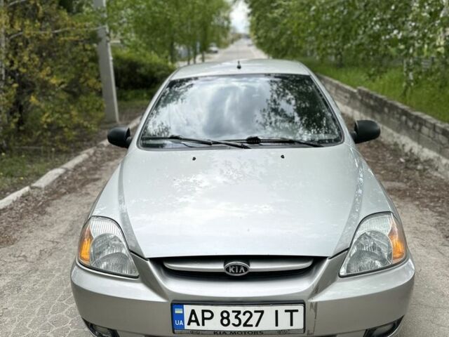 Сірий Кіа Ріо, об'ємом двигуна 1.3 л та пробігом 206 тис. км за 1850 $, фото 1 на Automoto.ua