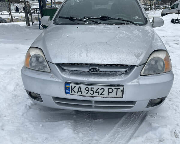 Сірий Кіа Ріо, об'ємом двигуна 1.34 л та пробігом 402 тис. км за 3300 $, фото 1 на Automoto.ua