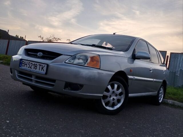 Сірий Кіа Ріо, об'ємом двигуна 1.3 л та пробігом 218 тис. км за 3500 $, фото 1 на Automoto.ua