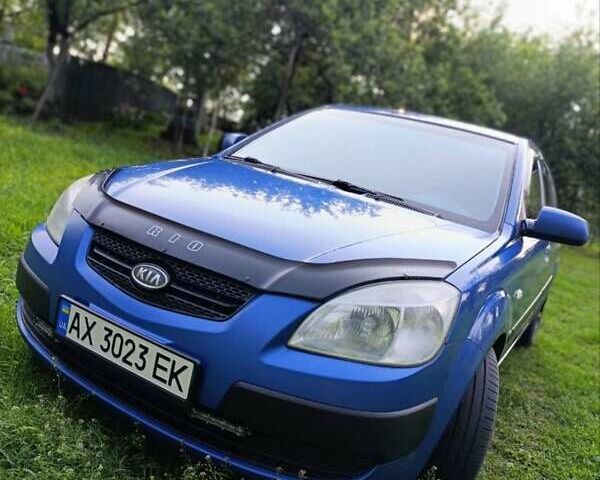 Киа Рио 2006 в Харькове на Automoto.ua Синий Киа Рио, объемом двигателя 1.4 л и пробегом 281 тыс. км за 4300 $, фото 1 на Automoto.ua