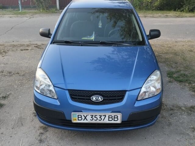 Синий Киа Рио, объемом двигателя 0 л и пробегом 194 тыс. км за 3500 $, фото 1 на Automoto.ua