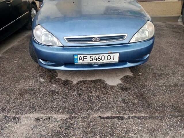 Синий Киа Рио, объемом двигателя 1.3 л и пробегом 260 тыс. км за 1700 $, фото 1 на Automoto.ua