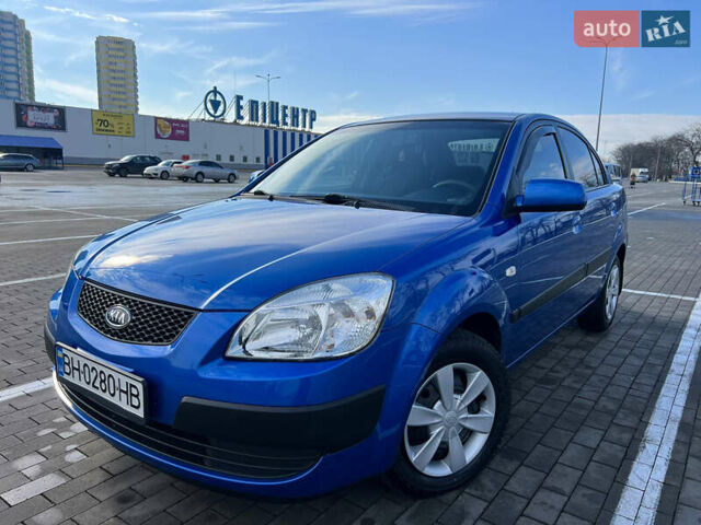 Синій Кіа Ріо, об'ємом двигуна 1.4 л та пробігом 121 тис. км за 5600 $, фото 1 на Automoto.ua