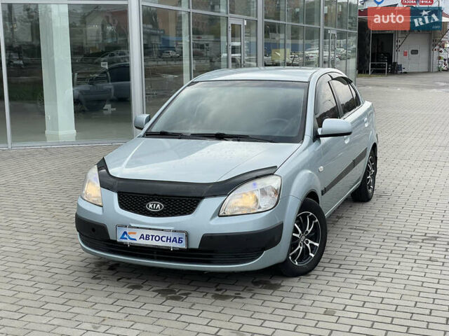 Синий Киа Рио, объемом двигателя 1.4 л и пробегом 176 тыс. км за 4700 $, фото 1 на Automoto.ua