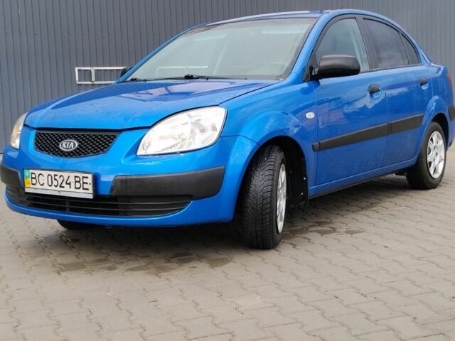 Синий Киа Рио, объемом двигателя 0 л и пробегом 350 тыс. км за 3260 $, фото 1 на Automoto.ua