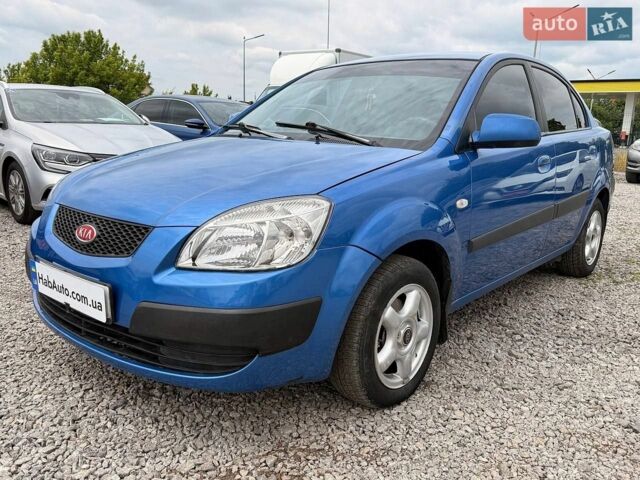Синій Кіа Ріо, об'ємом двигуна 1.4 л та пробігом 247 тис. км за 2900 $, фото 1 на Automoto.ua