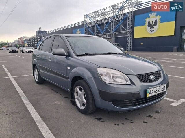 Синий Киа Рио, объемом двигателя 1.4 л и пробегом 170 тыс. км за 4200 $, фото 1 на Automoto.ua