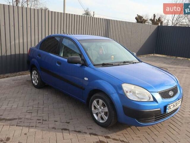 Синий Киа Рио, объемом двигателя 1.4 л и пробегом 171 тыс. км за 3500 $, фото 1 на Automoto.ua