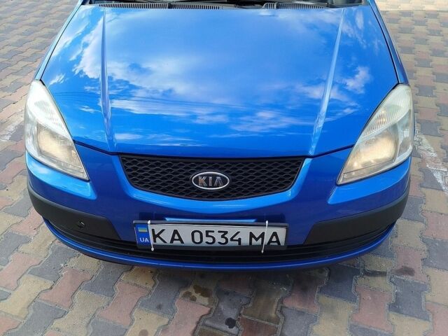 Синий Киа Рио, объемом двигателя 1.4 л и пробегом 279 тыс. км за 5000 $, фото 1 на Automoto.ua