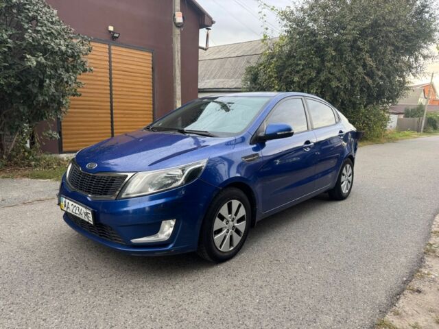 Синий Киа Рио, объемом двигателя 1.6 л и пробегом 150 тыс. км за 3900 $, фото 1 на Automoto.ua