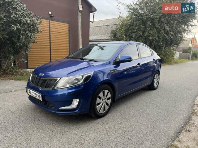Синий Киа Рио, объемом двигателя 1.6 л и пробегом 150 тыс. км за 3900 $, фото 1 на Automoto.ua