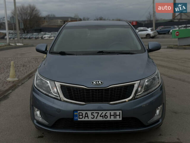 Синий Киа Рио, объемом двигателя 1.59 л и пробегом 163 тыс. км за 8300 $, фото 1 на Automoto.ua