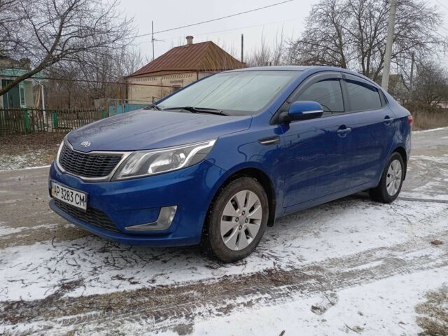 Синий Киа Рио, объемом двигателя 1.6 л и пробегом 210 тыс. км за 6100 $, фото 1 на Automoto.ua