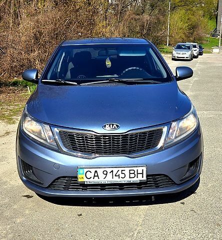 Синій Кіа Ріо, об'ємом двигуна 1.4 л та пробігом 292 тис. км за 6500 $, фото 1 на Automoto.ua