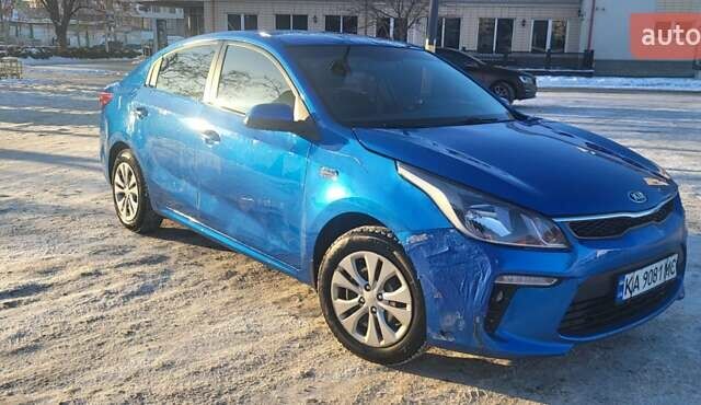 Синий Киа Рио, объемом двигателя 1.59 л и пробегом 70 тыс. км за 9999 $, фото 1 на Automoto.ua