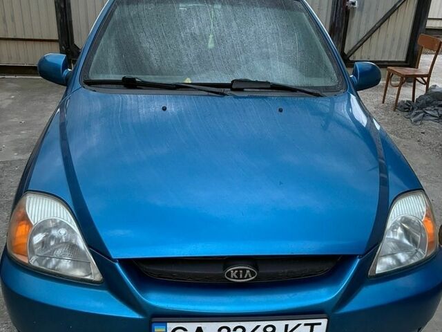 Синий Киа Рио, объемом двигателя 1.3 л и пробегом 266 тыс. км за 3500 $, фото 1 на Automoto.ua