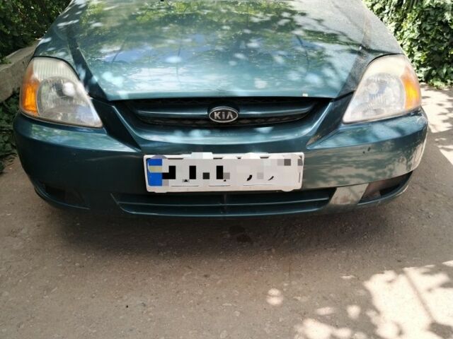 Зелений Кіа Ріо, об'ємом двигуна 1.3 л та пробігом 554 тис. км за 2800 $, фото 1 на Automoto.ua