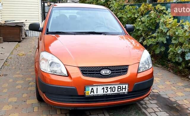 Помаранчевий Кіа Ріо, об'ємом двигуна 0 л та пробігом 75 тис. км за 4700 $, фото 1 на Automoto.ua