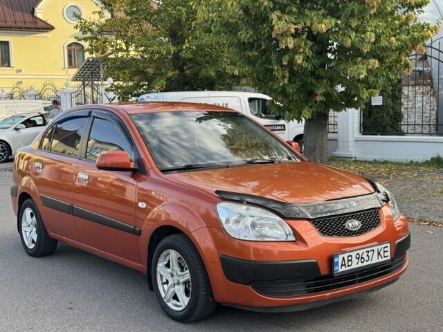 Помаранчевий Кіа Ріо, об'ємом двигуна 1.4 л та пробігом 152 тис. км за 4651 $, фото 1 на Automoto.ua