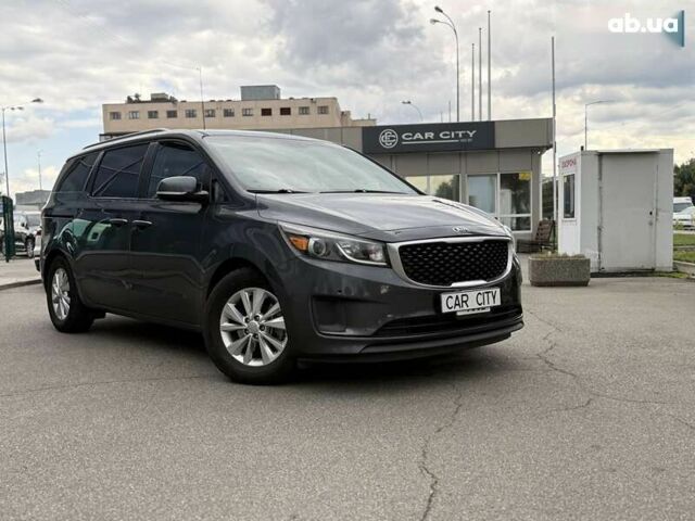 Киа Седона, объемом двигателя 3.3 л и пробегом 125 тыс. км за 15300 $, фото 1 на Automoto.ua