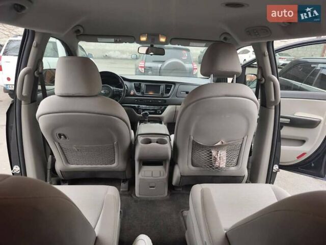 Синій Кіа Седона, об'ємом двигуна 3.34 л та пробігом 230 тис. км за 14000 $, фото 1 на Automoto.ua