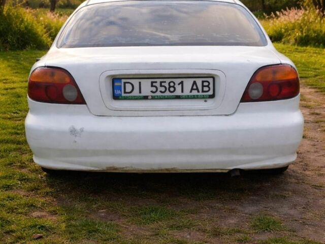 Білий Кіа Сефія, об'ємом двигуна 1.5 л та пробігом 200 тис. км за 1200 $, фото 1 на Automoto.ua