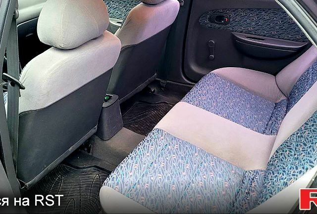 Киа Сефия, объемом двигателя 1.5 л и пробегом 148 тыс. км за 3000 $, фото 1 на Automoto.ua