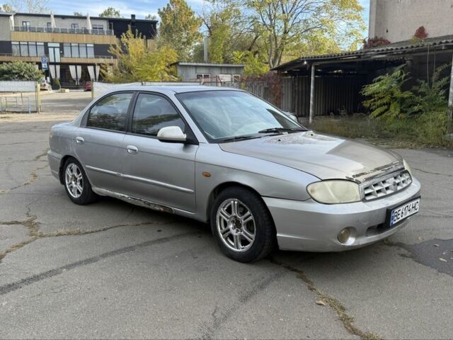 Серый Киа Сефия, объемом двигателя 1.6 л и пробегом 250 тыс. км за 900 $, фото 1 на Automoto.ua