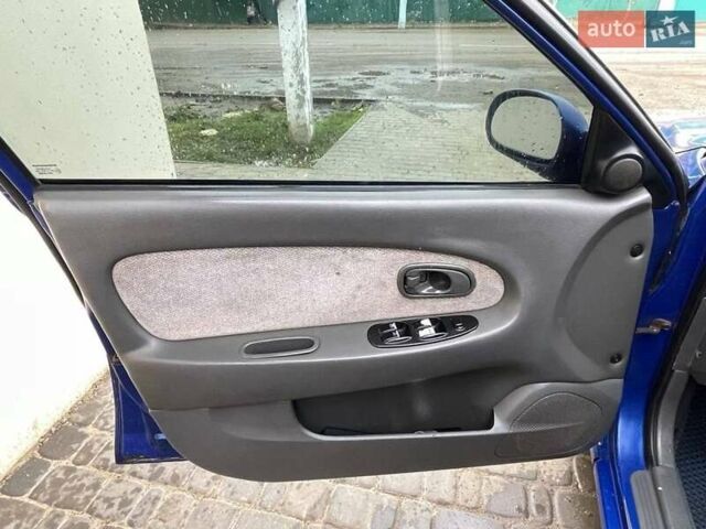 Синий Киа Сефия, объемом двигателя 1.8 л и пробегом 248 тыс. км за 3200 $, фото 1 на Automoto.ua