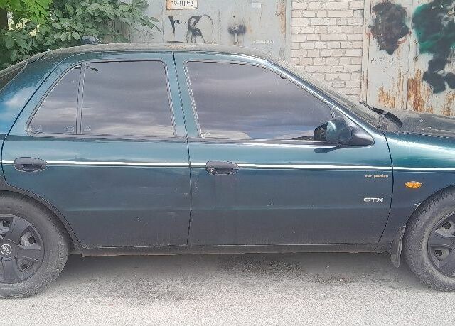 Зелений Кіа Сефія, об'ємом двигуна 1 л та пробігом 180 тис. км за 901 $, фото 1 на Automoto.ua