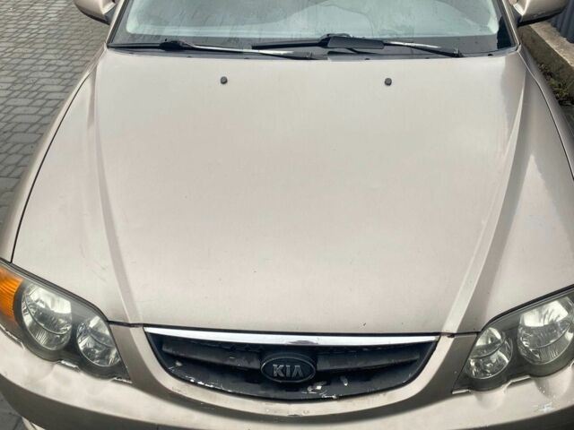 Бежевий Кіа Шума, об'ємом двигуна 1.6 л та пробігом 171 тис. км за 1600 $, фото 1 на Automoto.ua