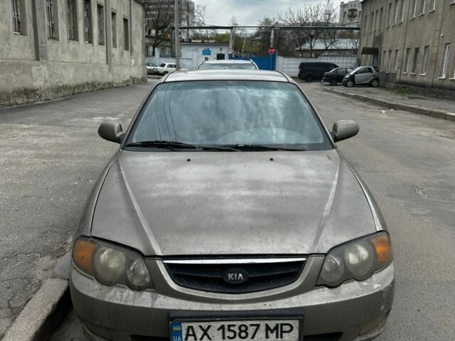 Серый Киа Шума, объемом двигателя 1.8 л и пробегом 150 тыс. км за 1000 $, фото 1 на Automoto.ua