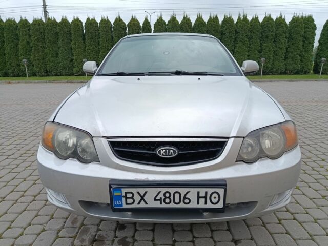 Сірий Кіа Шума, об'ємом двигуна 1.6 л та пробігом 300 тис. км за 2700 $, фото 1 на Automoto.ua