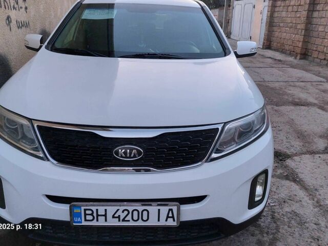 Кіа Соренто 2013 у Одесі на Automoto.ua Білий Кіа Соренто, об'ємом двигуна 2.4 л та пробігом 166 тис. км за 10300 $, фото 1 на Automoto.ua