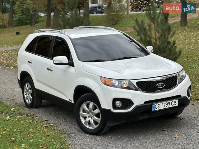 Белый Киа Соренто, объемом двигателя 2.2 л и пробегом 219 тыс. км за 12250 $, фото 1 на Automoto.ua