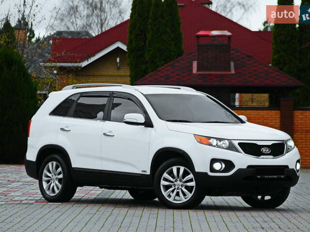 Белый Киа Соренто, объемом двигателя 2.2 л и пробегом 135 тыс. км за 12250 $, фото 1 на Automoto.ua