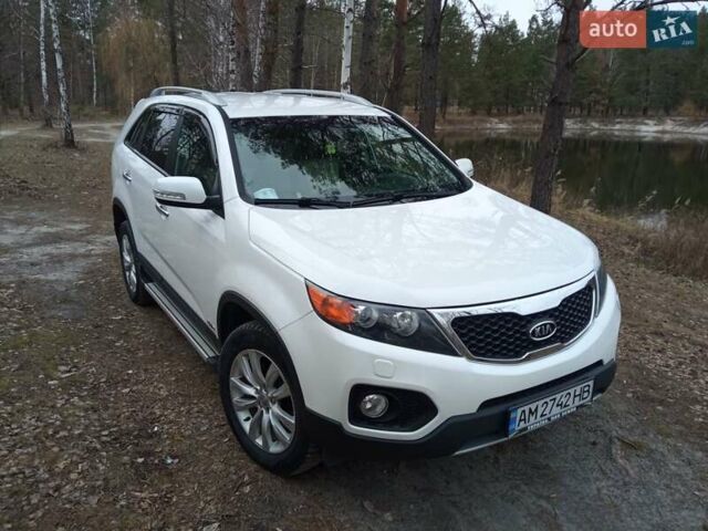 Белый Киа Соренто, объемом двигателя 2.2 л и пробегом 220 тыс. км за 14700 $, фото 1 на Automoto.ua