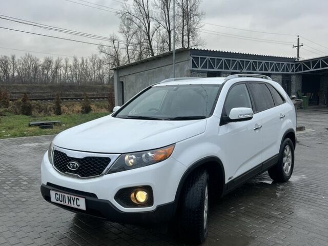 Білий Кіа Соренто, об'ємом двигуна 2.2 л та пробігом 170 тис. км за 4250 $, фото 1 на Automoto.ua