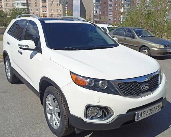 Білий Кіа Соренто, об'ємом двигуна 2 л та пробігом 165 тис. км за 15500 $, фото 1 на Automoto.ua