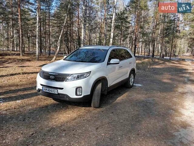 Белый Киа Соренто, объемом двигателя 2.2 л и пробегом 160 тыс. км за 15300 $, фото 1 на Automoto.ua