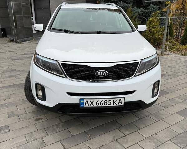 Киа Соренто 2013 в Харькове на Automoto.ua Белый Киа Соренто, объемом двигателя 2.36 л и пробегом 154 тыс. км за 11700 $, фото 1 на Automoto.ua